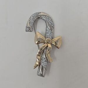 Vtg 2" christmas enamel candy cane bow silver & gold tone pin brooch signd 49119